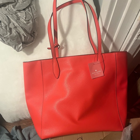 Kate Spade summer pink tote! Perfect for your summer wardrobe on vaca or @ work! - Picture 3 of 7